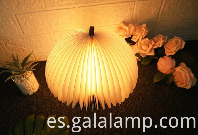 Lámpara de mesa de madera de bambú LED colorida con diseño de champiñones